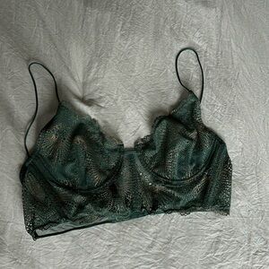 Lace bra